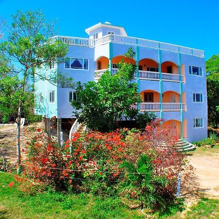 Hotel Jah Freedom Negril Exterior foto