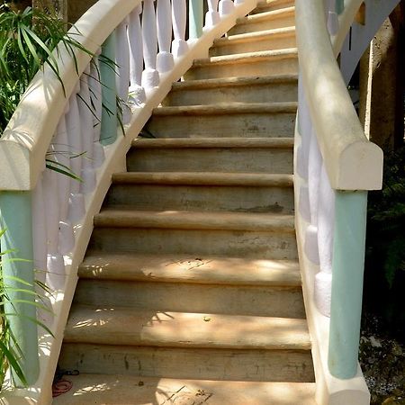Hotel Jah Freedom Negril Exterior foto