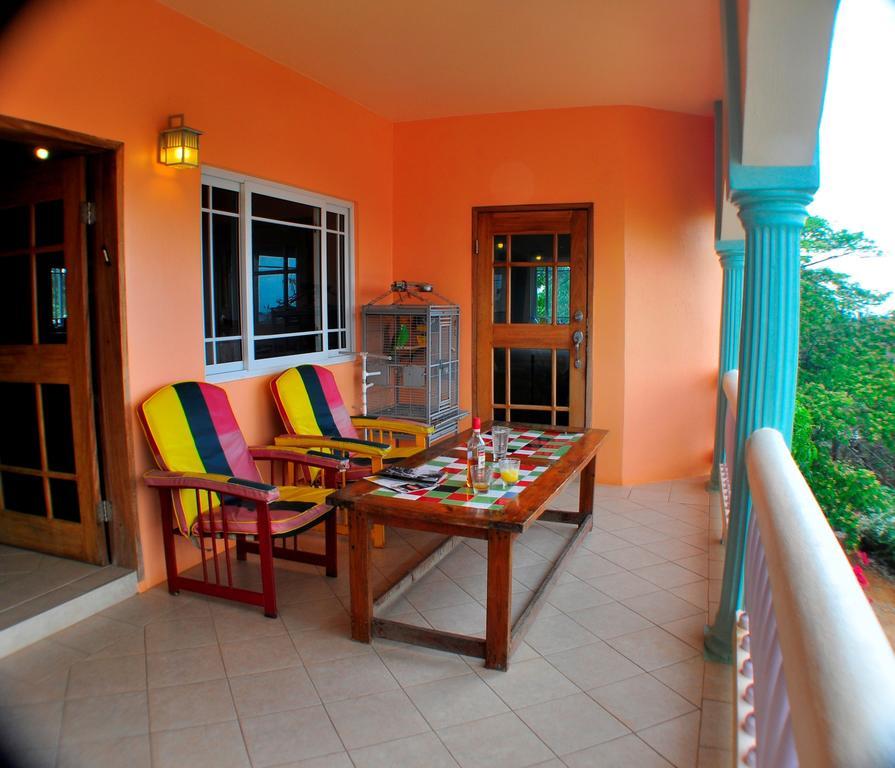 Hotel Jah Freedom Negril Exterior foto